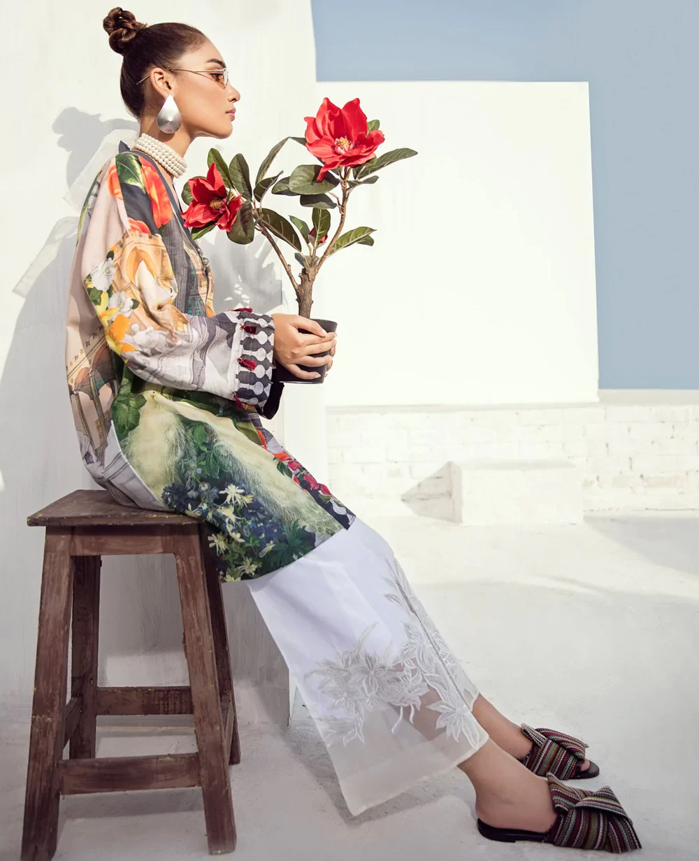 Biru - Image 2
